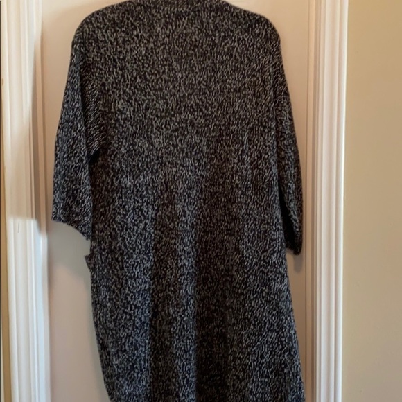 H&M - Black &White Long Cardigan Size XS - Picture 7 of 7
